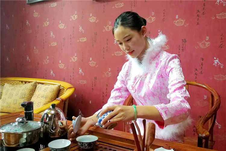 最准三肖