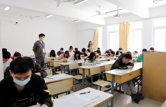 最准三肖