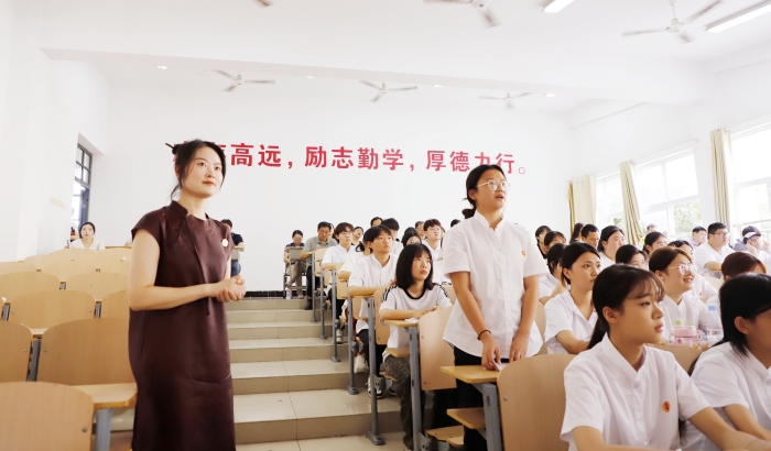 最准三肖