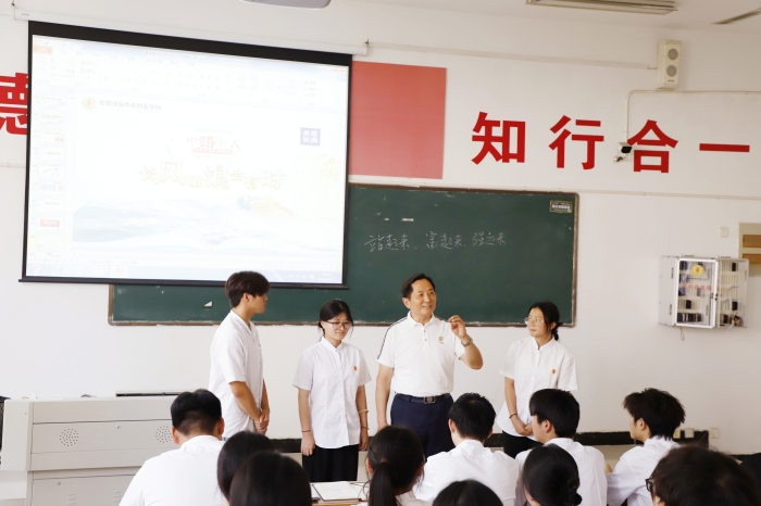 最准三肖