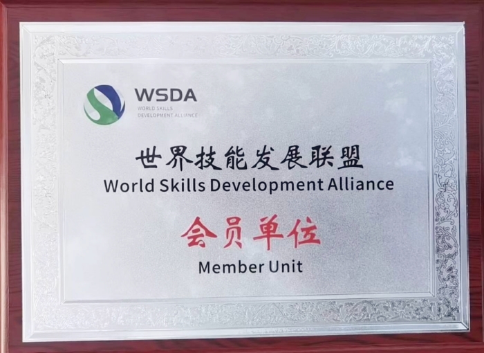 最准三肖
