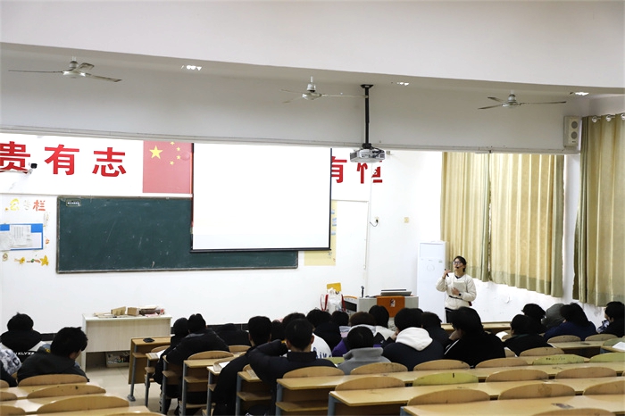 最准三肖