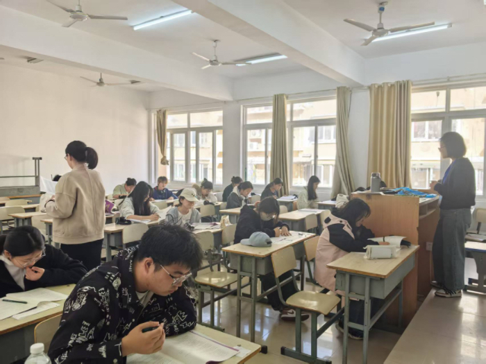 最准三肖