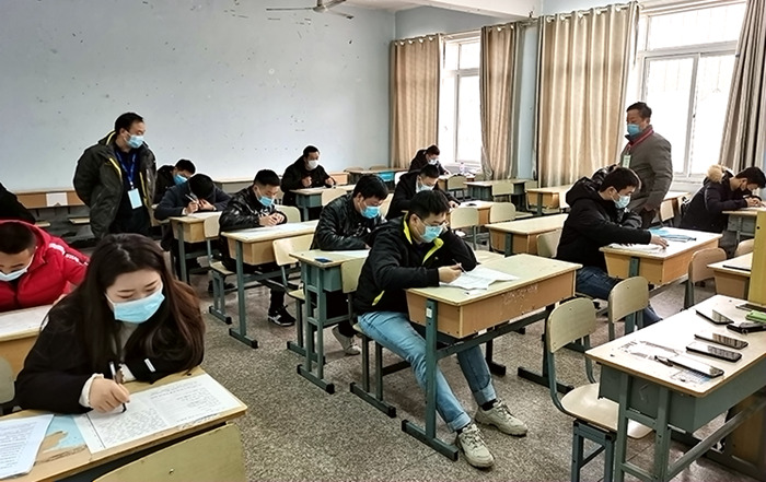 最准三肖